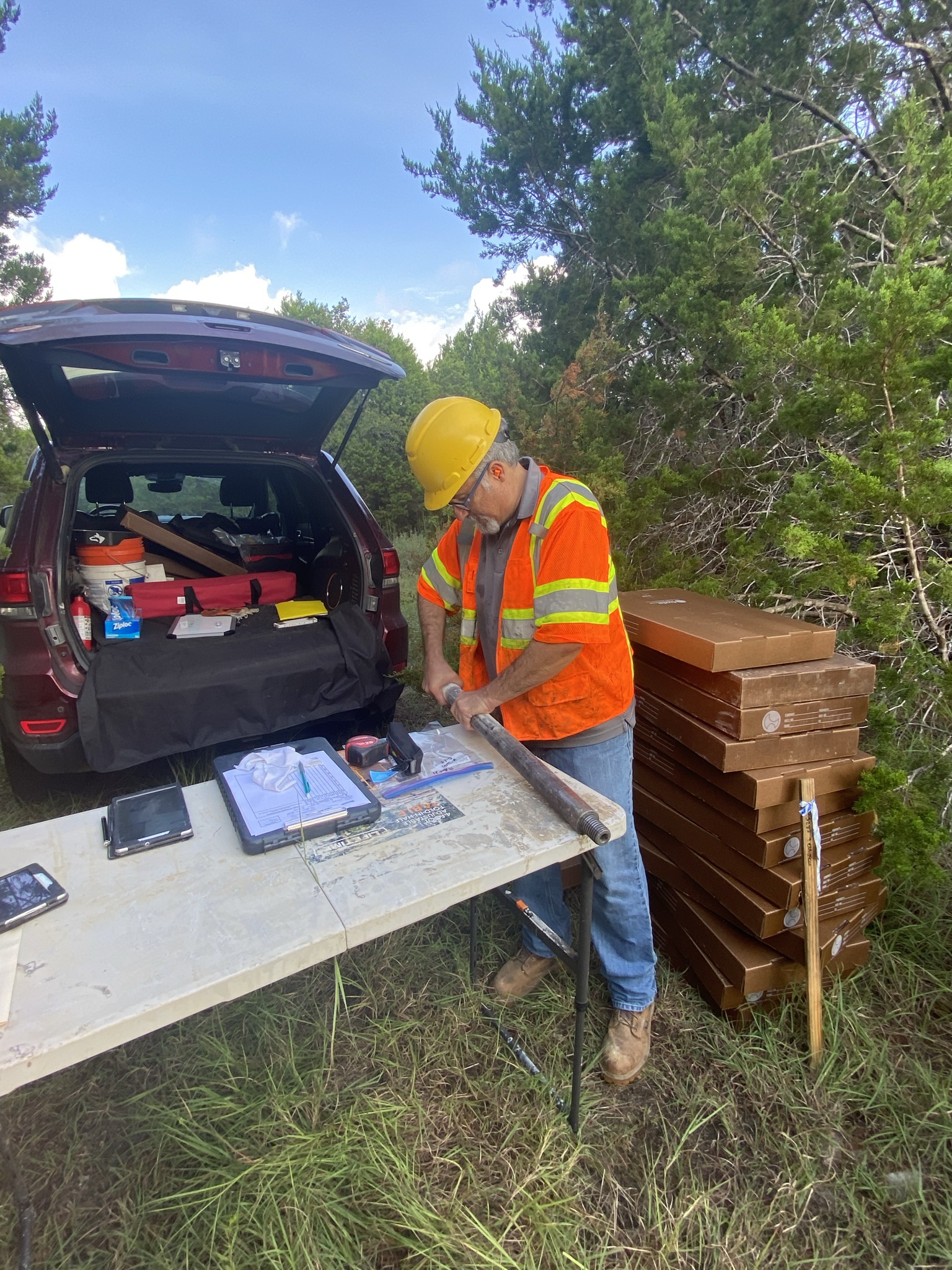 Geotechnical teams organize several soil boring samples for testing. The results will help inform the final design of several Oak Hill Parkway structures, August 2021